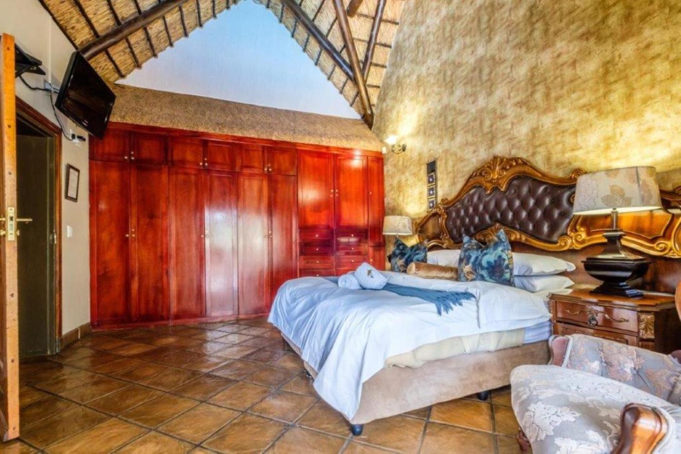 Kassaboera Lodge Хартбееспоорт Екстериор снимка